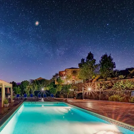 Rural La Correa Del Almendro & Bubble Experience - Adults Only Country house