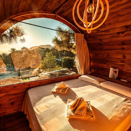 Rural La Correa Del Almendro & Bubble Experience - Adults Only Country house