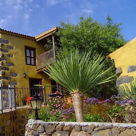 Rural La Correa Del Almendro & Bubble Experience - Adults Only منزل ريفي
