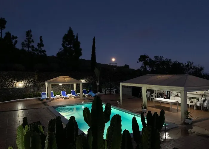 Séjour à la campagne Rural La Correa Del Almendro & Bubble Experience - Adults Only *