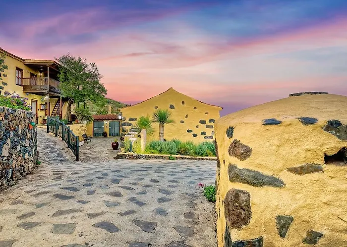 Rural La Correa Del Almendro & Bubble Experience - Adults Only Séjour à la campagne *