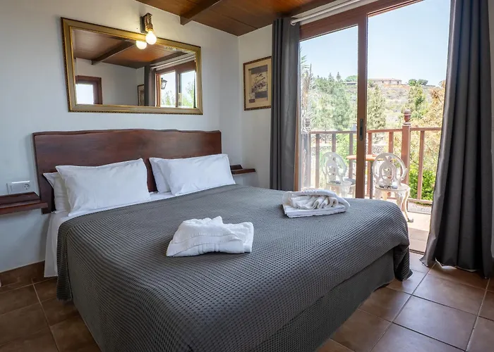 Rural La Correa Del Almendro & Bubble Experience - Adults Only Séjour à la campagne